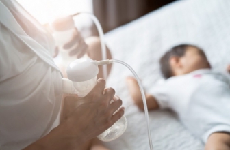 Hút và trữ sữa mẹ đúng cách